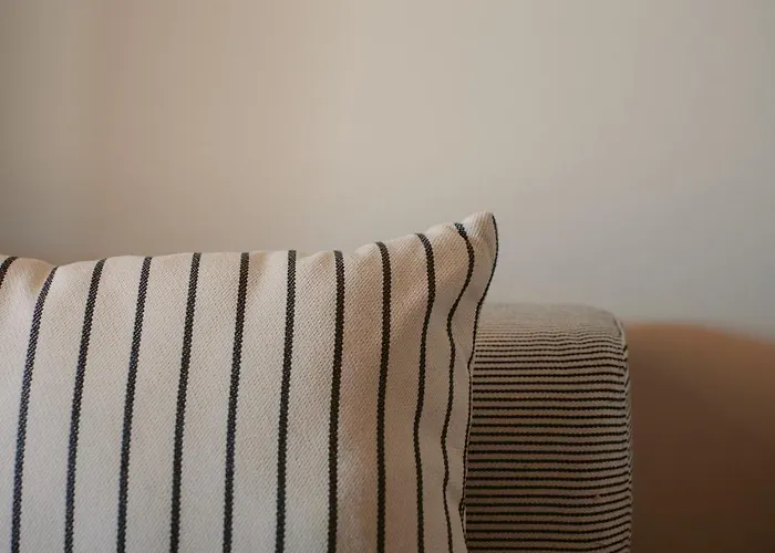 Black Rose ホテル