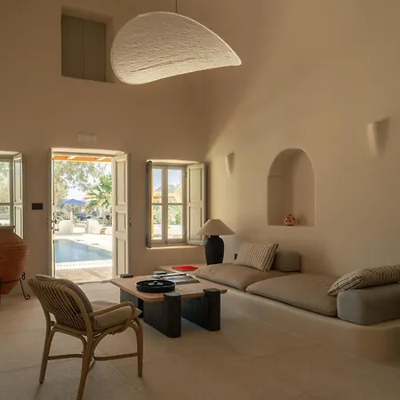 Otel Black Rose Perissa (Santorini)