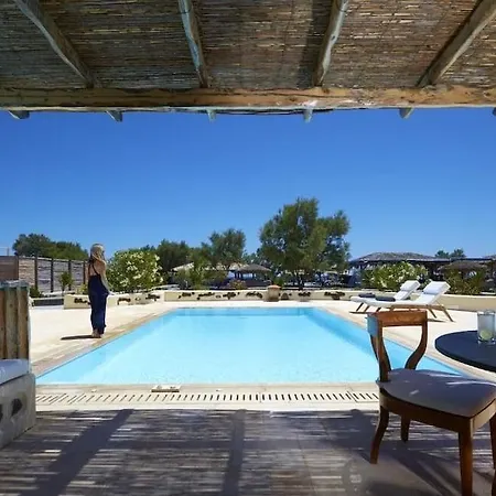 Black Rose Perissa (Santorini)