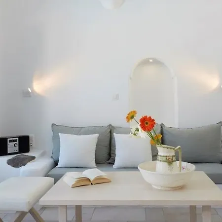 Hotel Black Rose Perissa (Santorini)