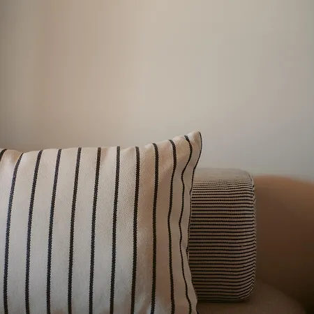 Black Rose ホテル