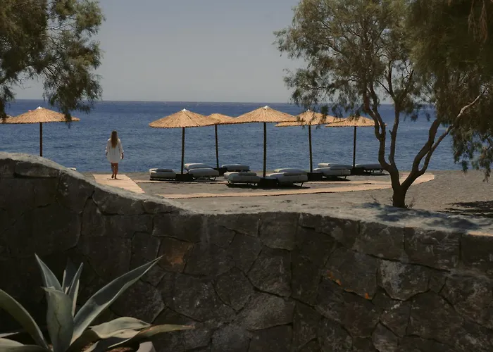 Black Rose Hotel Perissa (Santorini)