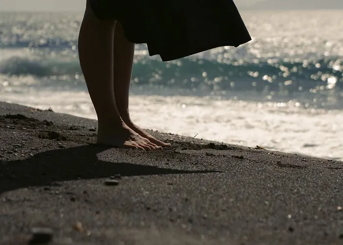 黑玫瑰海滩套房酒店 3* 佩里萨